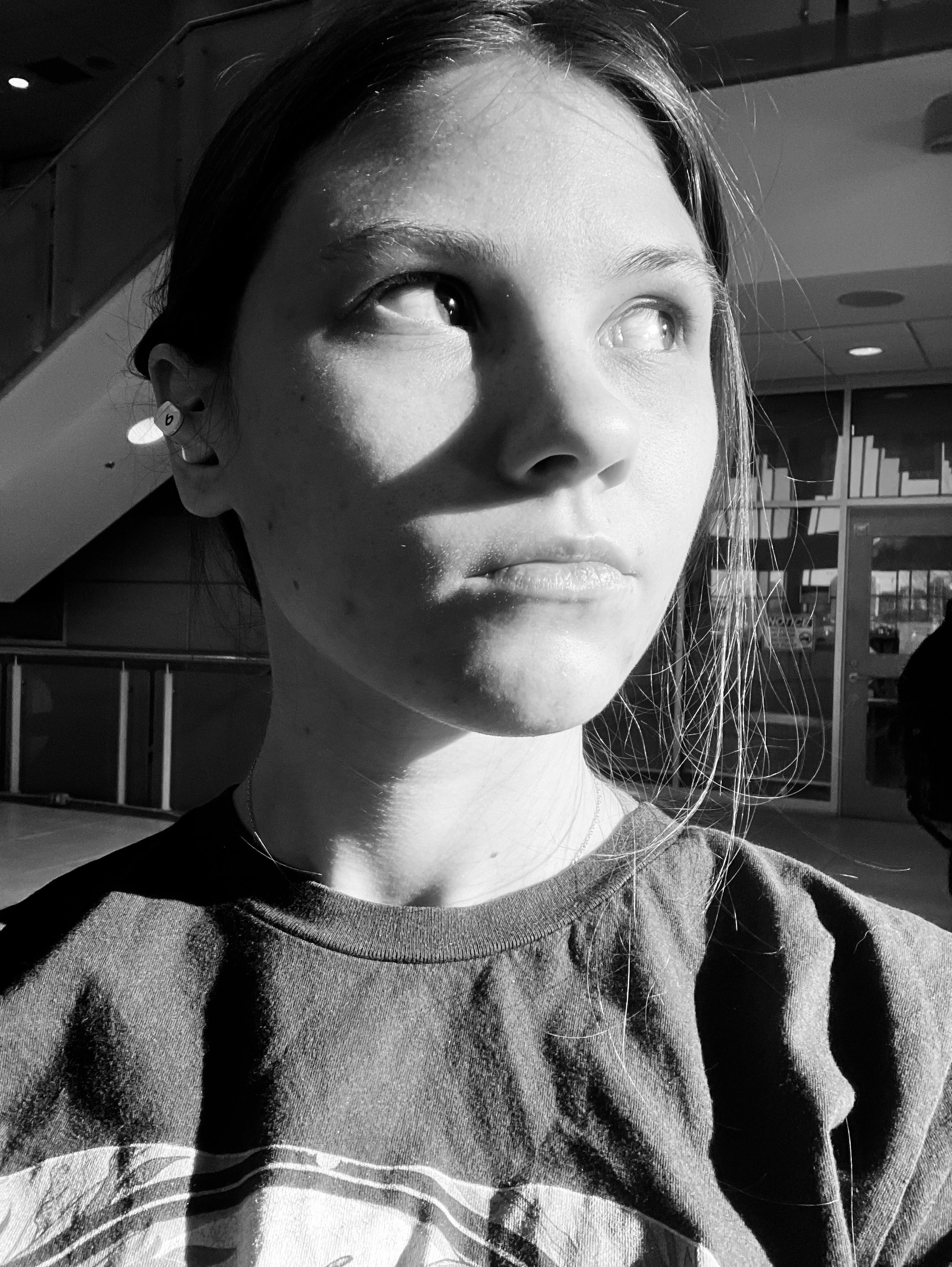 Lee in Black and White